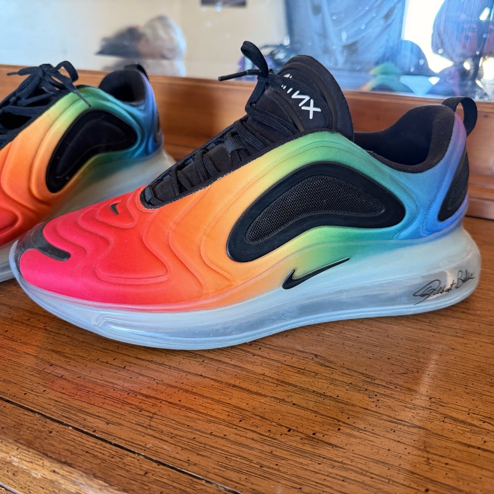 Nike Air Max 720 Gradient Rainbow Men's Athletic Shoes - Black Accents